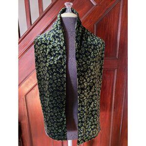 Black & Green Floral Velvet Scarf Wrap By J&x NY